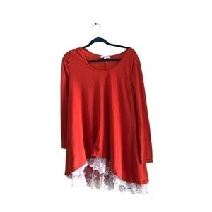 Umgee over size lace hem tunic top Size Medium